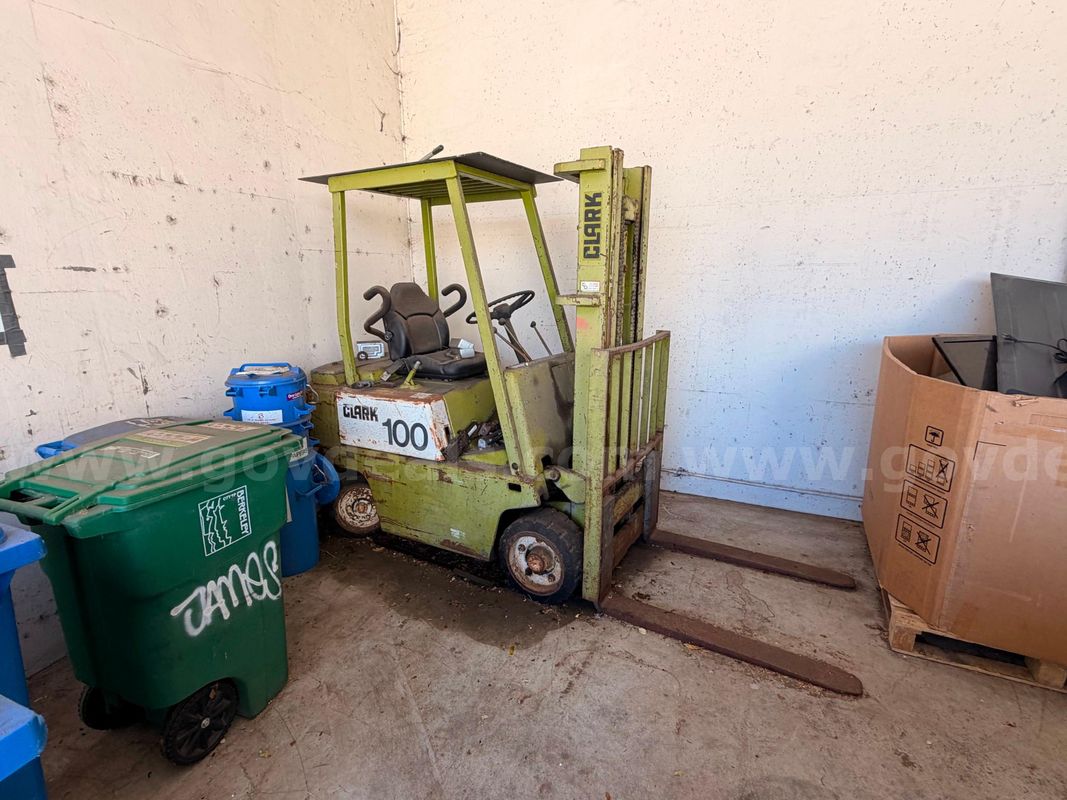 Forklift