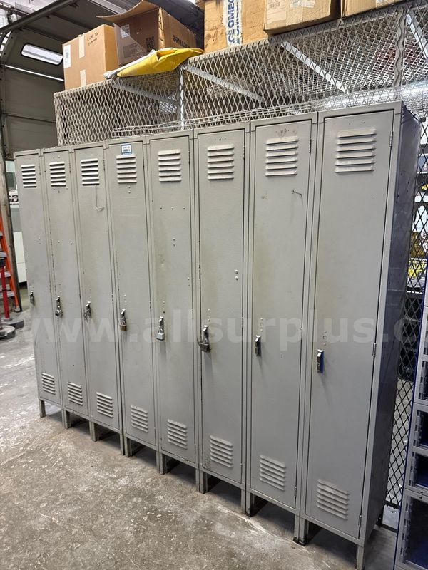 Qty. 8 Lockers