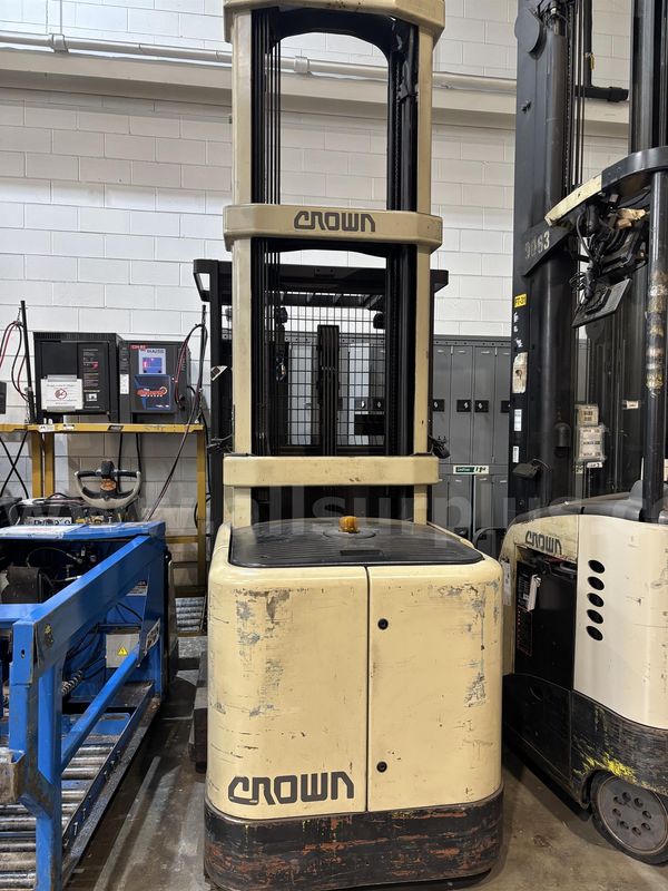 Crown SP 3000 Order Picker Forklift, Capacity 3,000lbs.