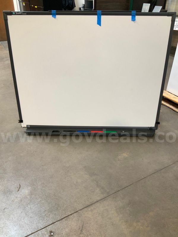 Smart Board 60in x 45in