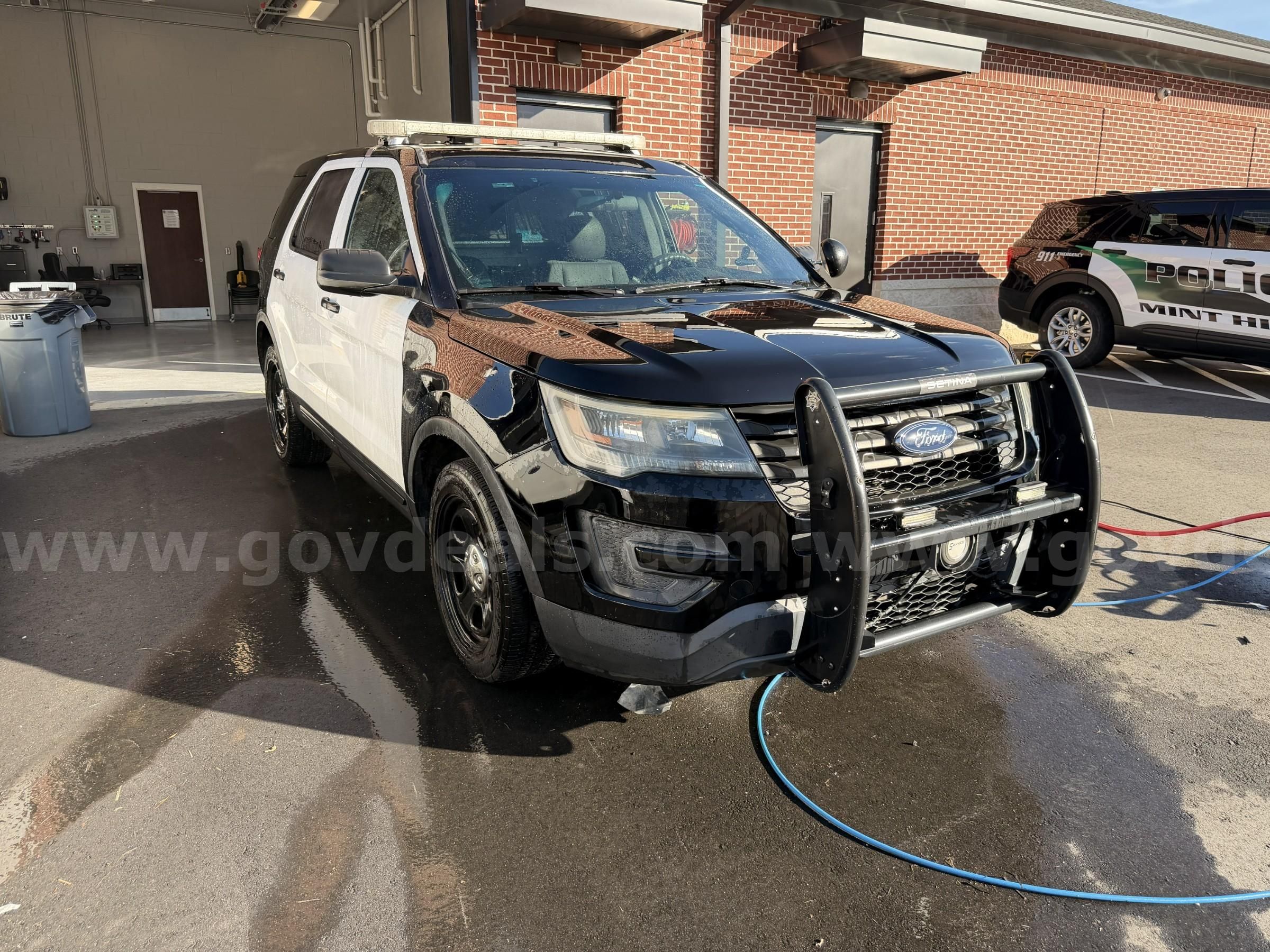 2016 Ford Explorer Utility, 3.7L, Base Model, 6-Speed
