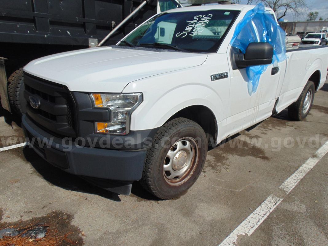 2017 Ford F-150 2 WD Pickup - Surplus Lot