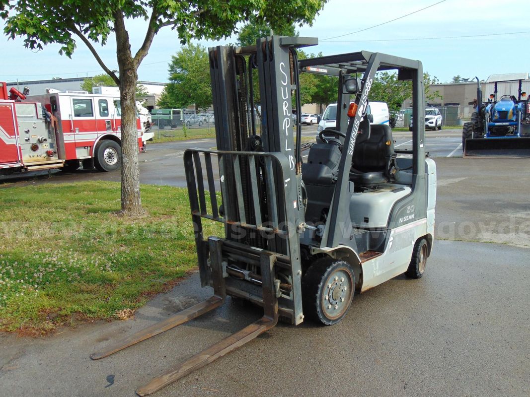 2007 Nissan Forklift - Light Lot