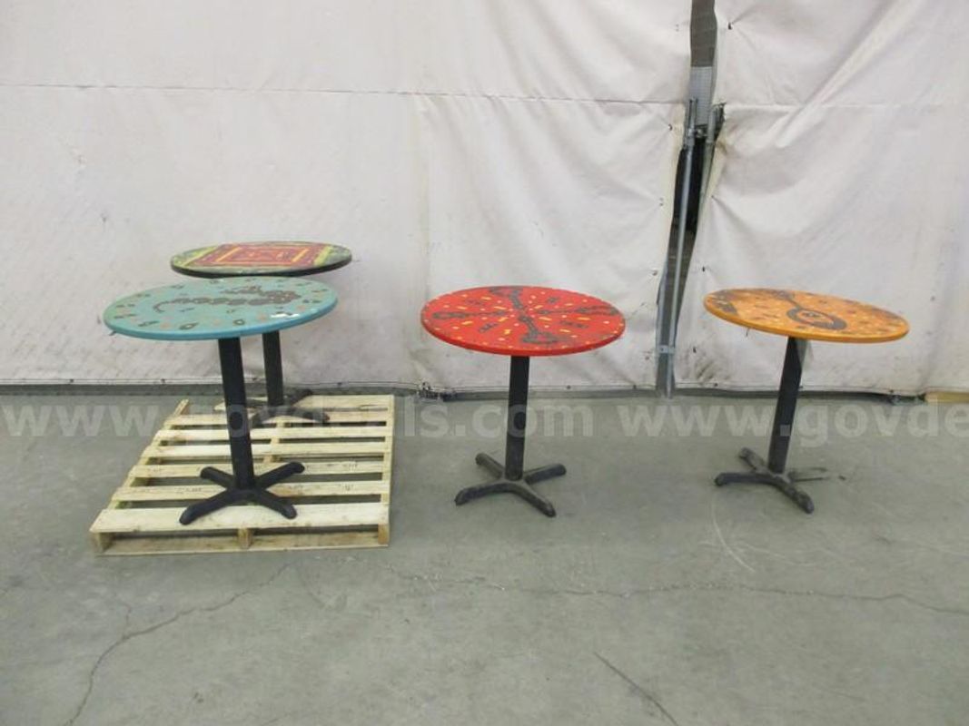 4 Tables - B5