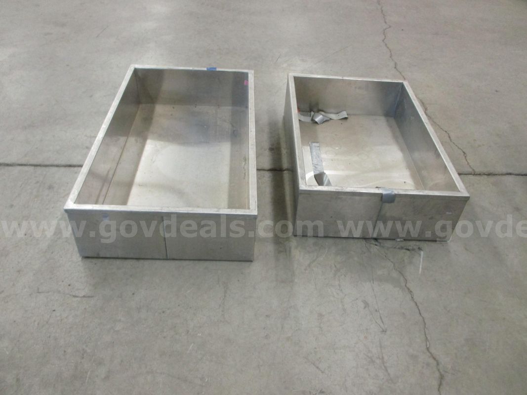 4 Ice Bins - B7