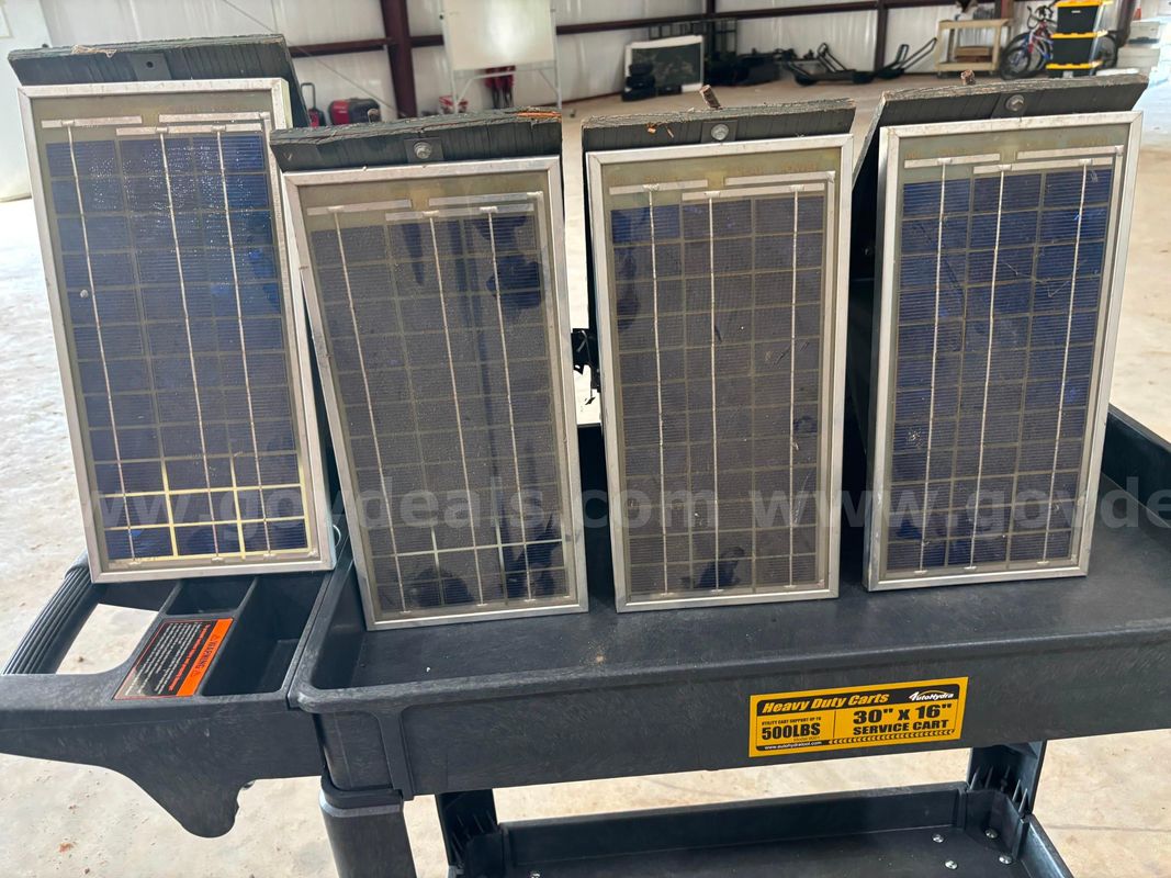 Lot of Four (4) Solar-Powered Deer & Wildlife Feeders