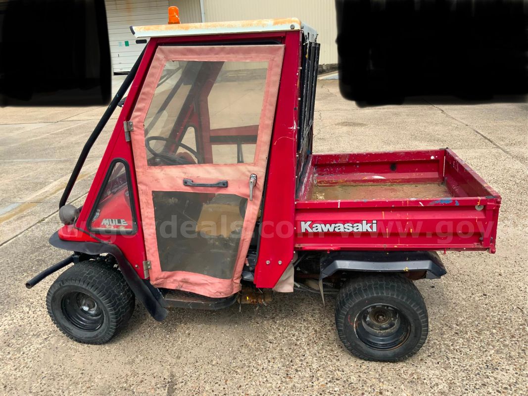 2002 KAWASAKI 520 MULE / 2 WHEEL DRIVE