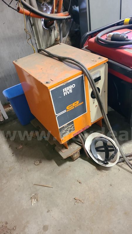 Ferro Five C&D Power System