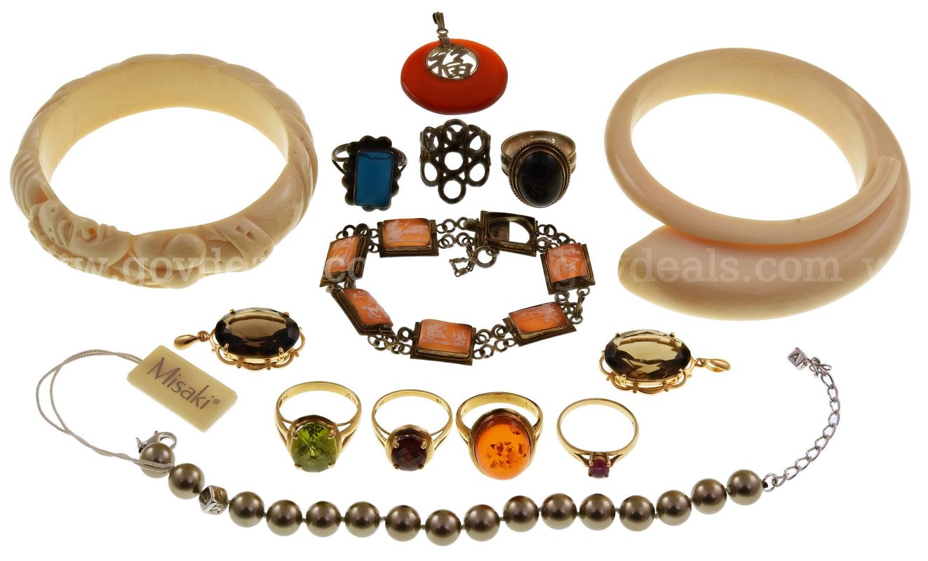 Gold, Sterling Silver and Costume Jewelry Lot