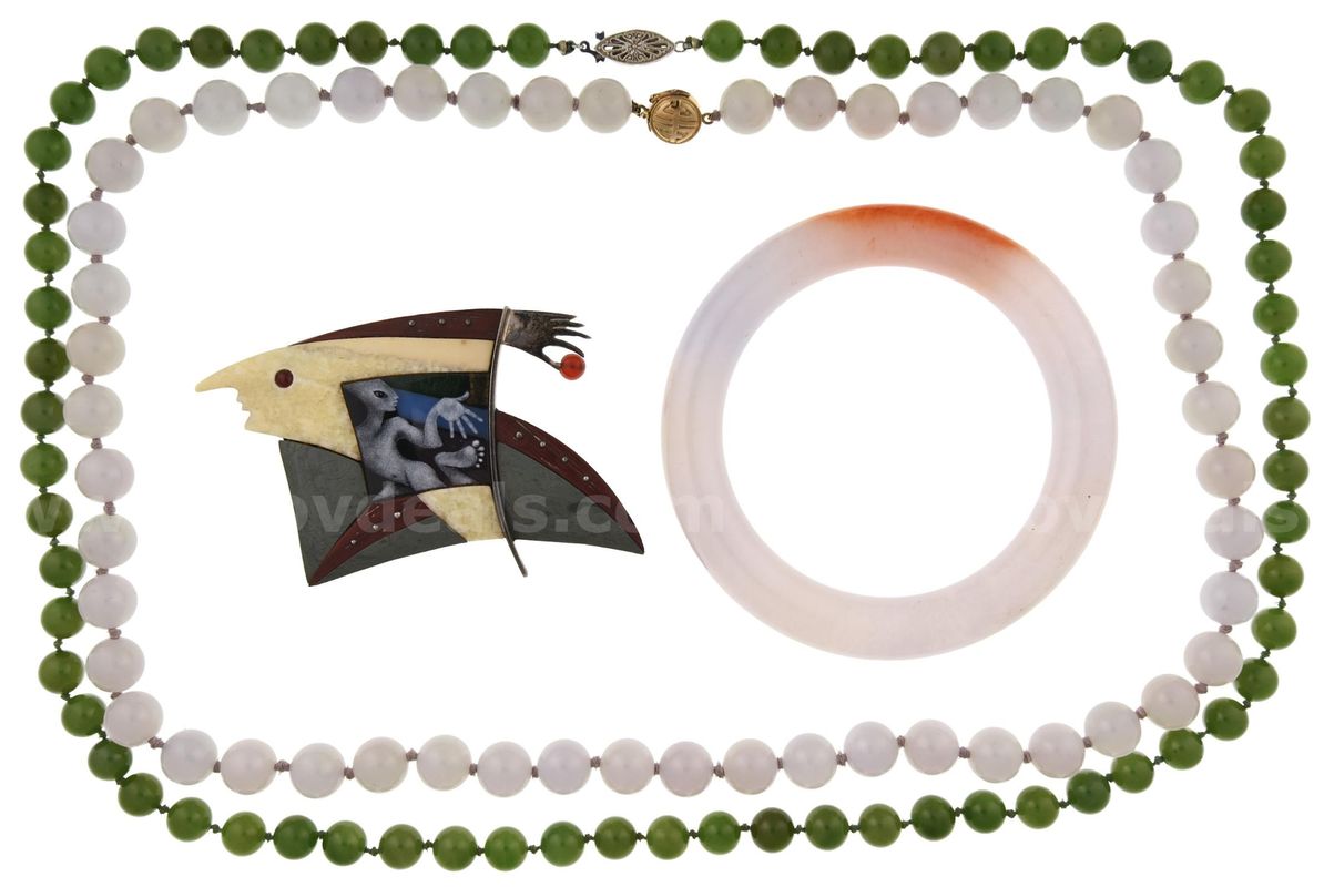 Gump's Lavender Jade Strand and Miscellaneous