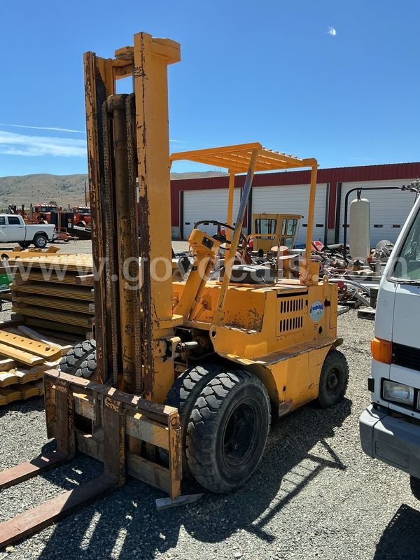 1962 Baker Fork Lift