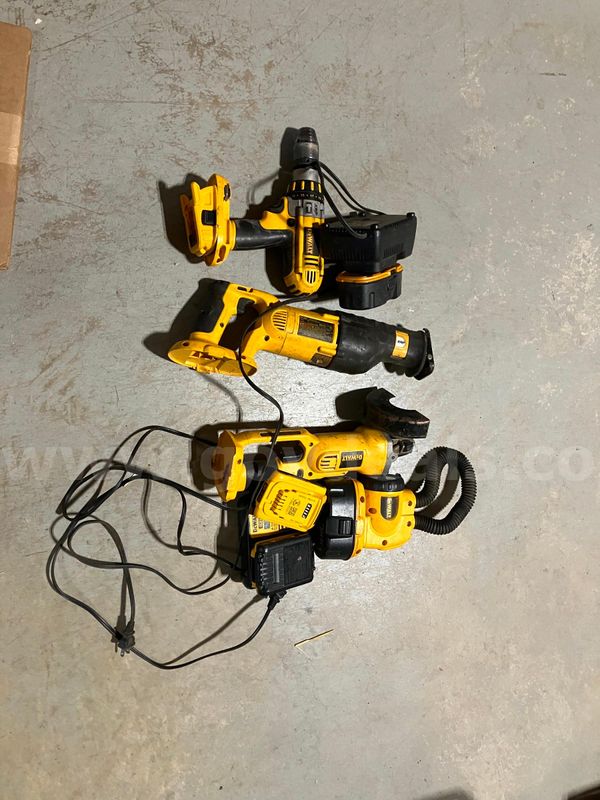 Dewalt Drill, Sawzall, Grinder, Light Combo with Chargers