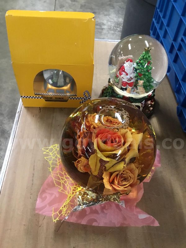 Lot of misc box items-rose glitter globe, NY taxi snow globe, & a Santa Claus snow globe "DH"
