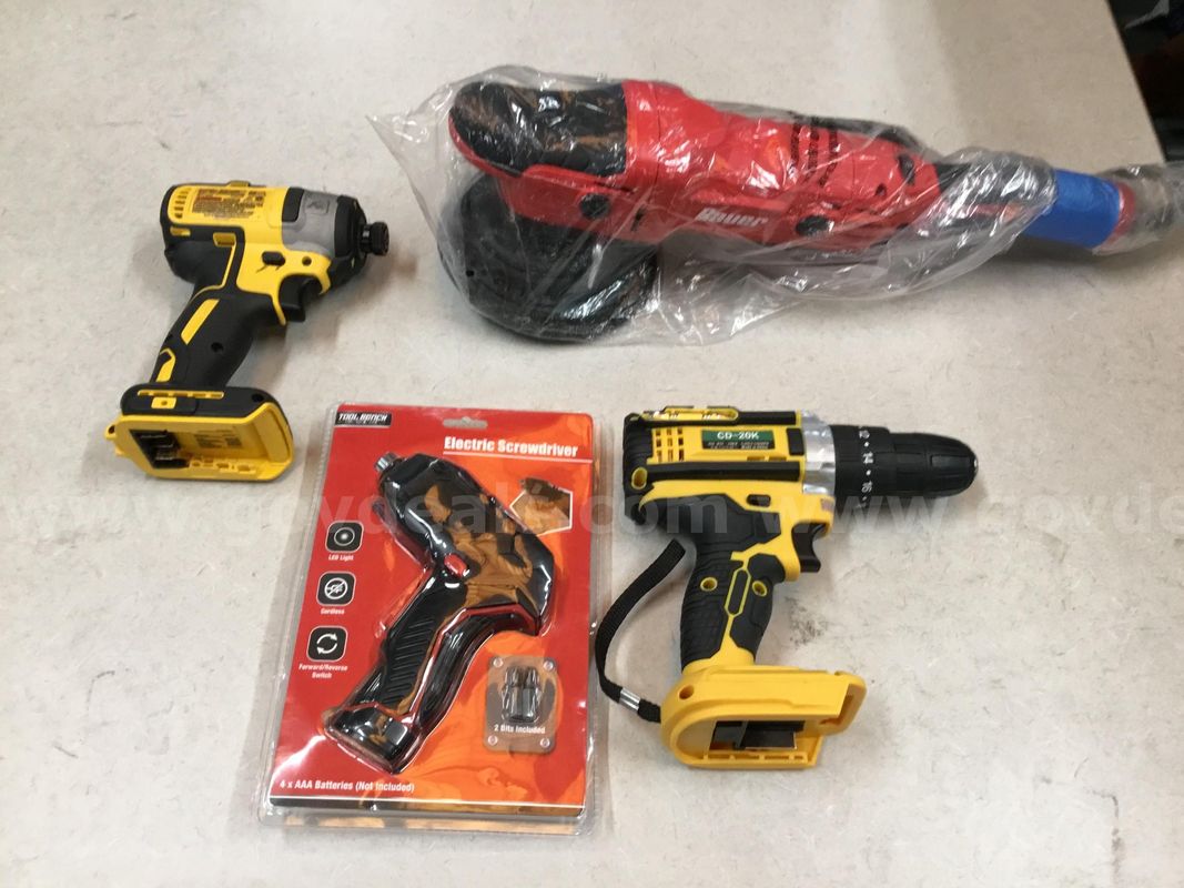 1 Lot of Assorted Cordless Power Tools