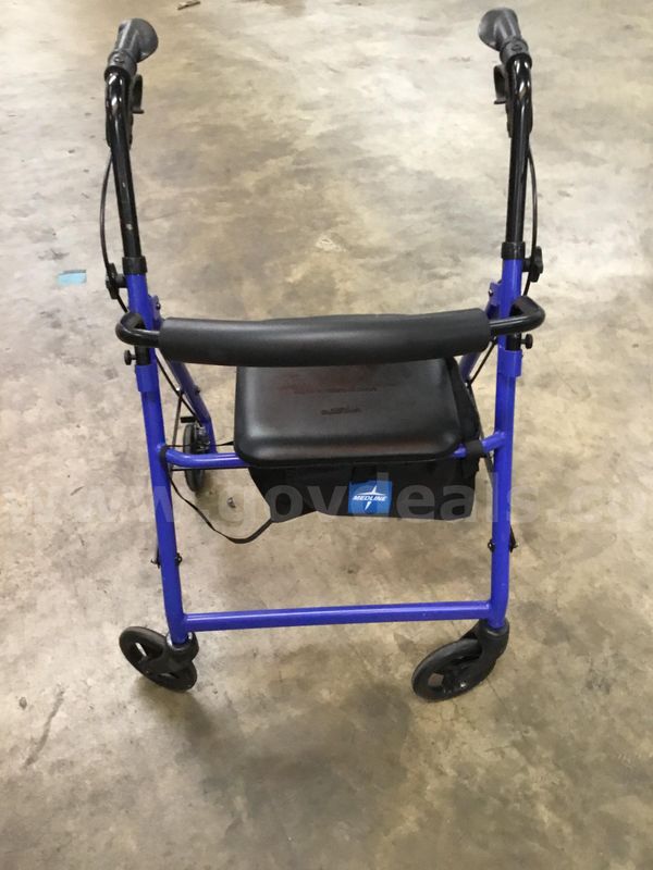 Black & blue Medline wheel transport chair "DH"