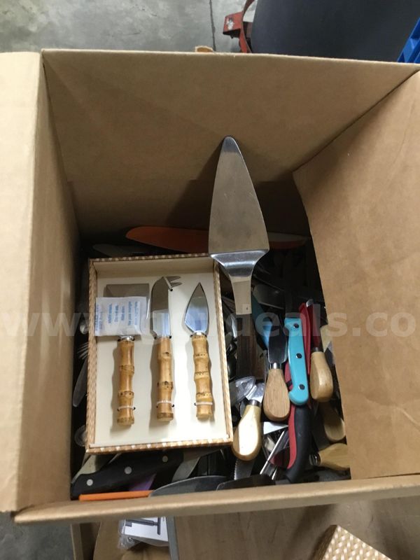 Kitchen Utensils Lot