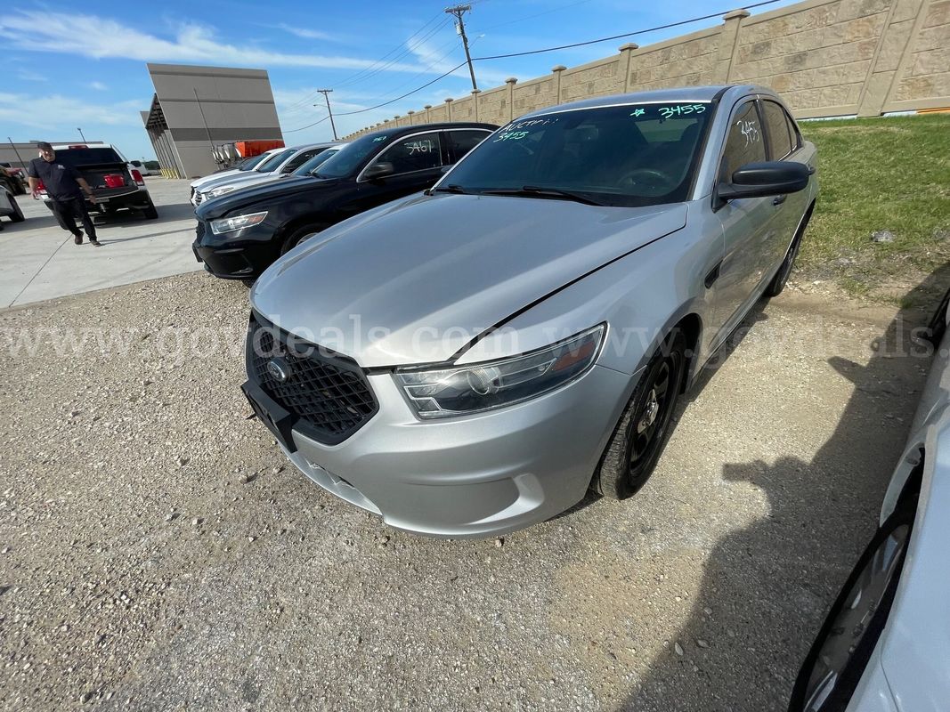2017 Ford Taurus Police FWD