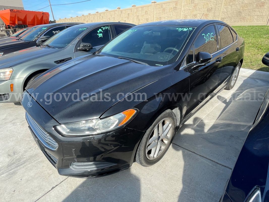 2014 Ford Fusion SE