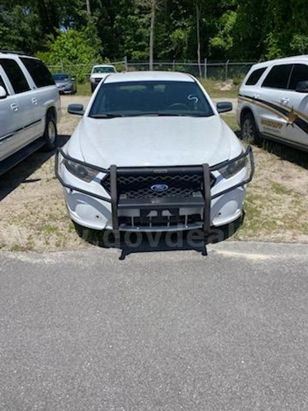 2015 Ford Taurus
