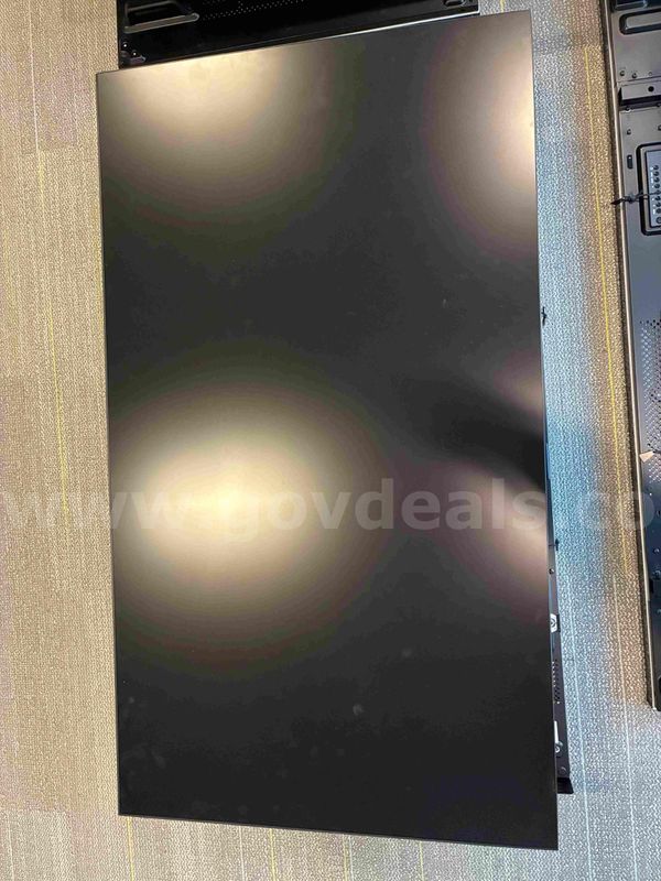 NEC MultiSync X554UN is a 55-inch-USED