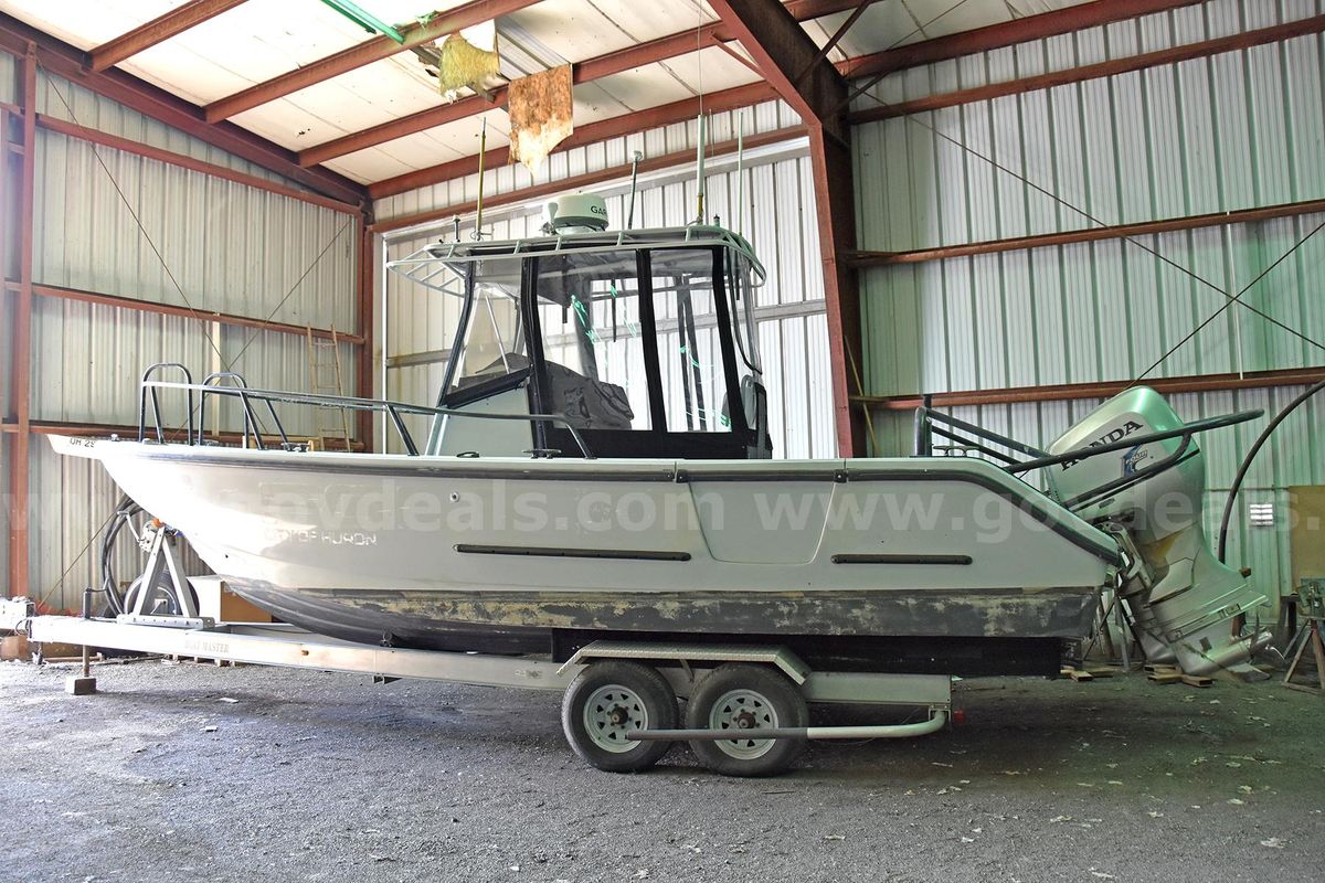1999 25 Ft Boston Whaler Patrol Vessel