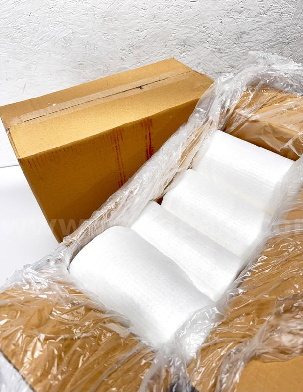 Brand New - Lot of 32 Rolls Disposable Non - Woven Wipes - Shipping Available