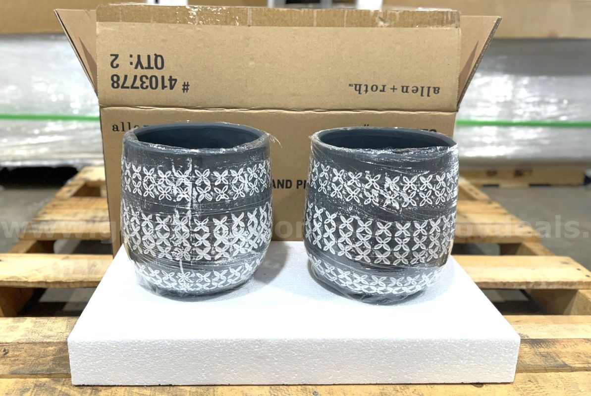 Brand New - 10PCS - 8 in. Round Ceramic Indoor/Outdoor Planters - Shipping Available
