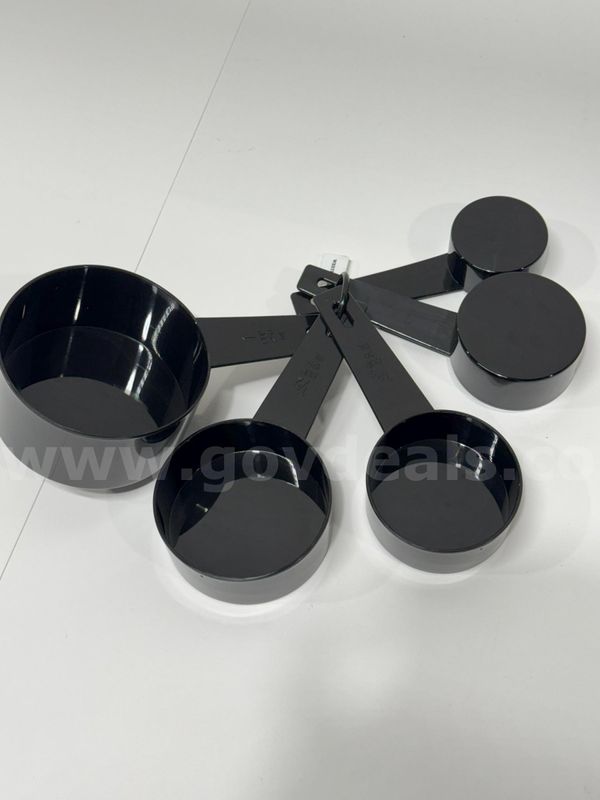 Brand New - Lot of 25 Measuring Cups, Plastic, Black - Shipping Available