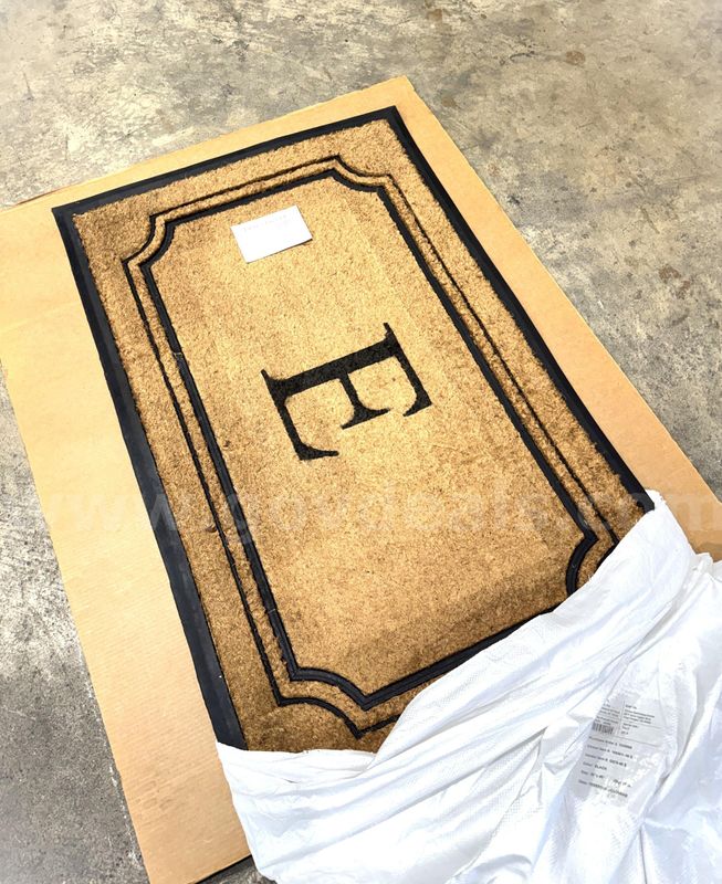 Brand New - 30"x48" Pembrook Monogrammed Coco Door Mat "E" - Shipping Available