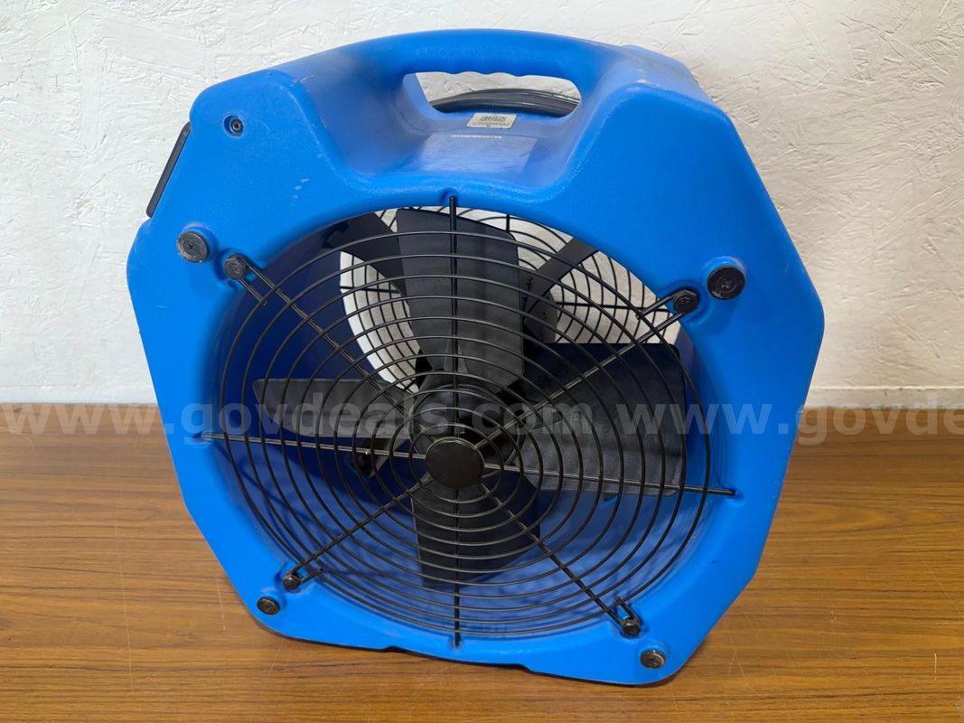 Axial air mover