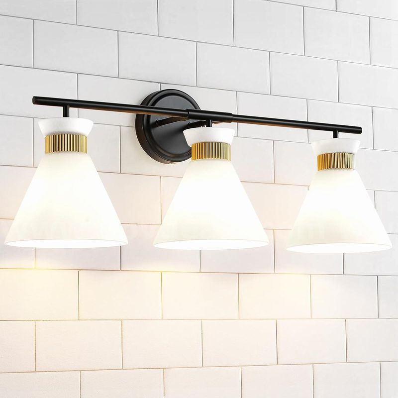 Brand New - Bathroom Vanity Light Fixtures 3 Lights - Shipping Available