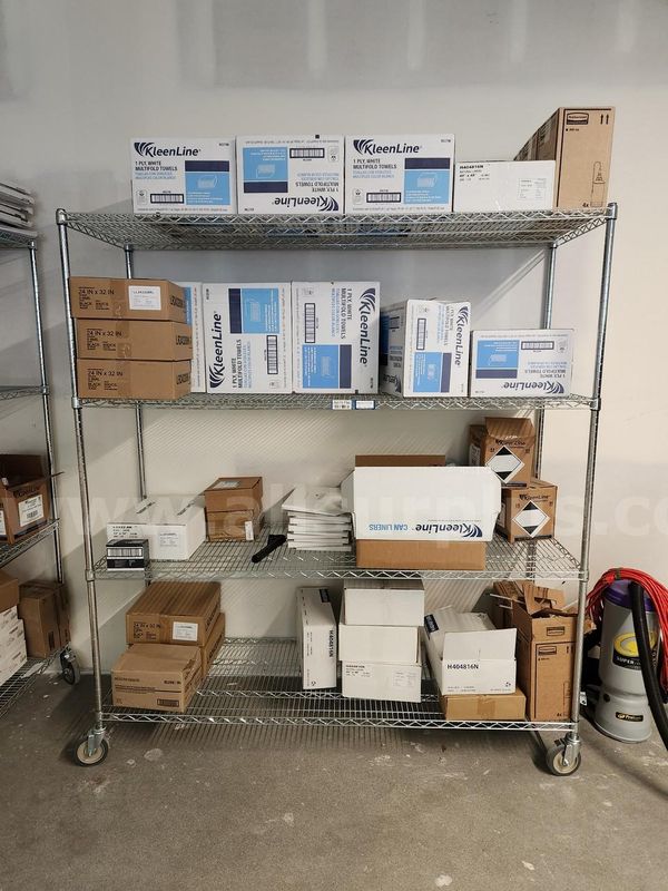 Uline 13ea. Wire Racks