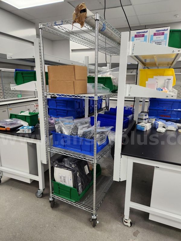 Uline 2ea. Rolling Wire Racks