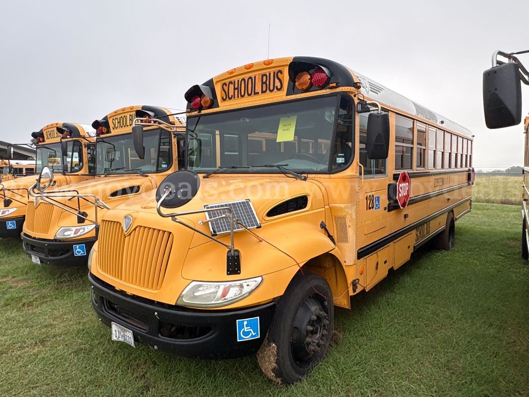 2011 International CE School Bus