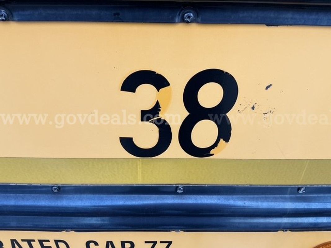 Bus 38 - 2004 Freightliner FS65 / Thomas School Bus – Mercedes Diesel – Runs & Drives