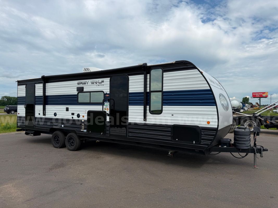 2024 Forest River Cherokee Grey Wolf Limited 26dbh