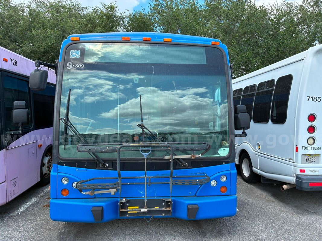 2009 35' Gillig Low Floor Diesel Bus