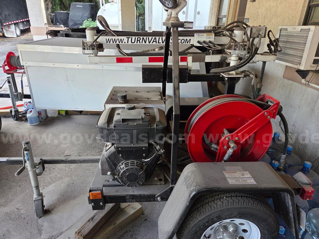 Valve Maintenance Trailer *LESS THAN 2 YEARS OLD, 2 HOURS RUN TIME*