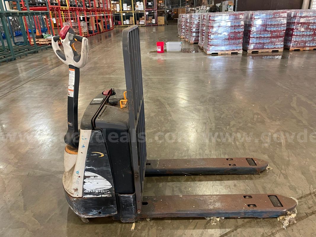 2014 CROWN ELECTRICK PALLET JACK 366hrs | T620 HADC