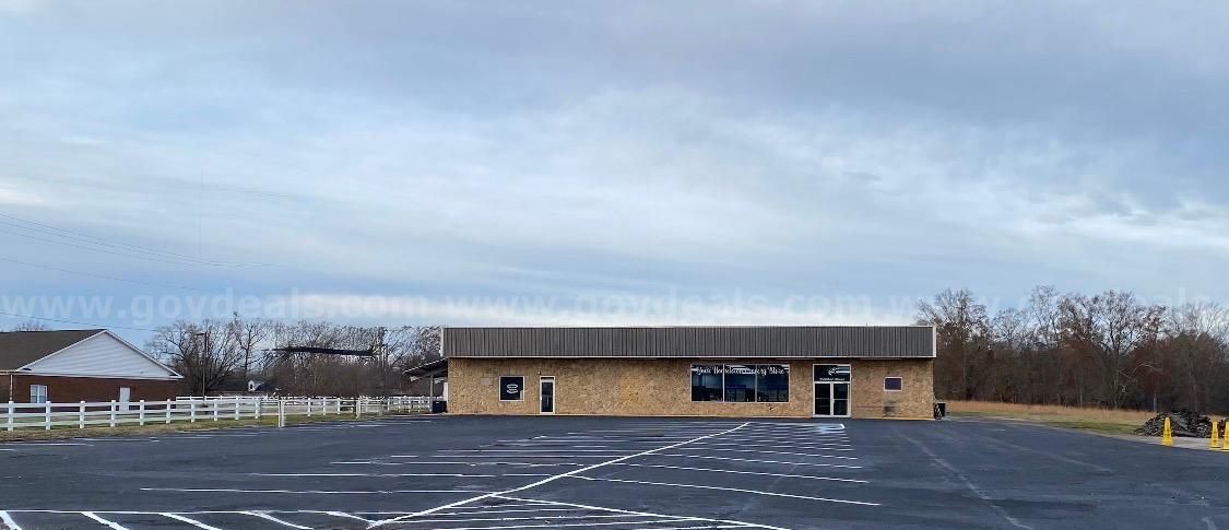 8000 sq ft Commerical/Industrial Flex Space