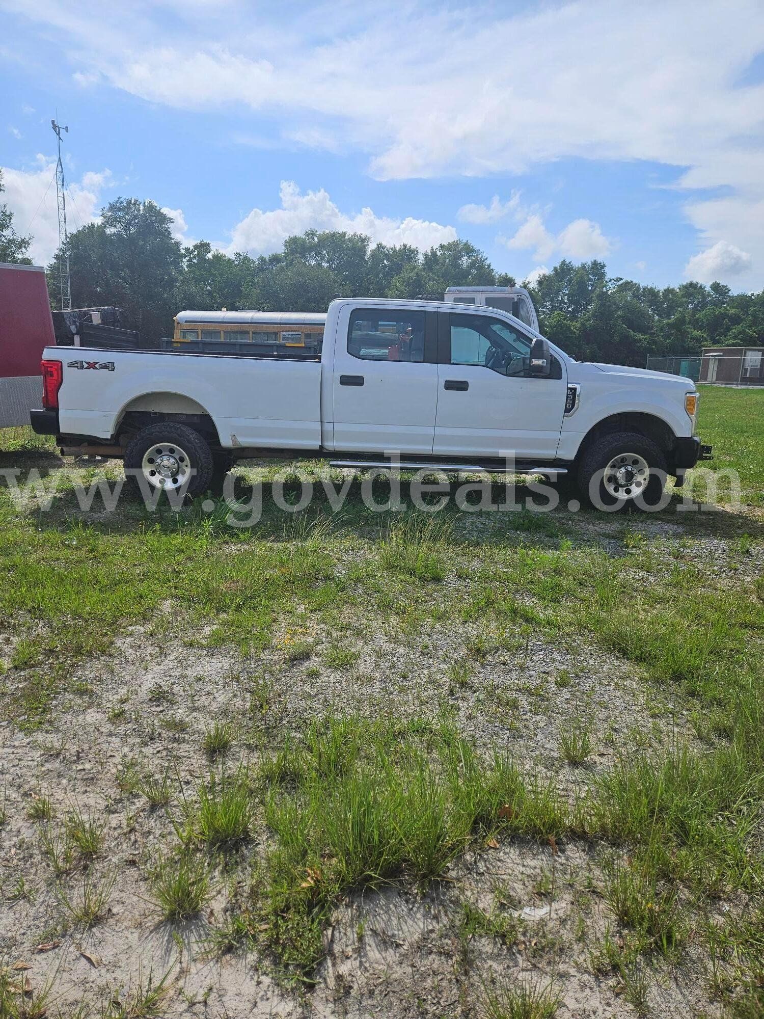 2017 Ford F-350 SD XL Crew Cab Long Bed 4WD