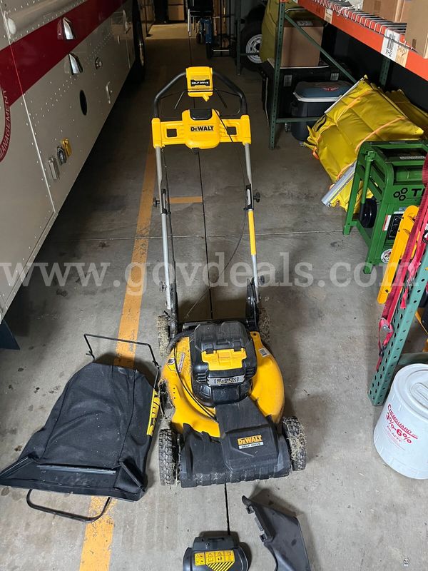 Electric lawn mower. TOOL ONLY!