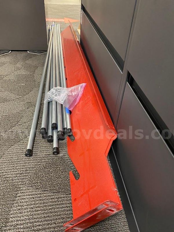 Jumbo roll holder rack arms
