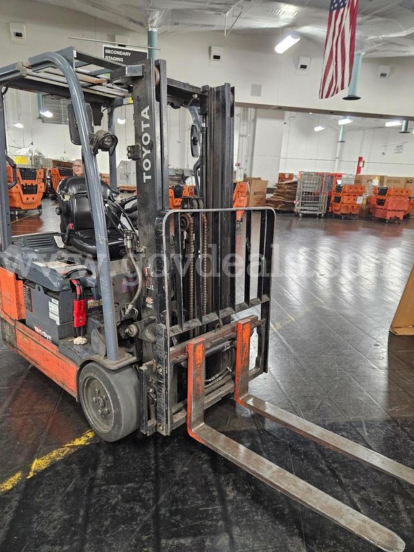 Toyota Electric Forklift Model 8FBE15U