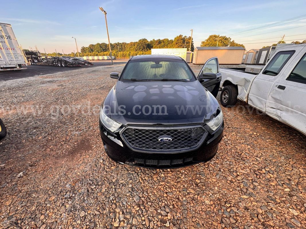 2015 Ford Taurus
