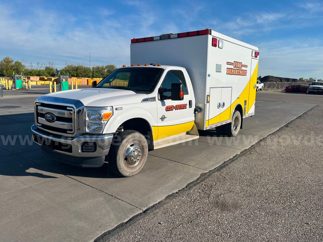 2016 Ford F-350 SUPER DUTY XLT DRW 4WD AMBULANCE, 6.7L V8 DIESEL