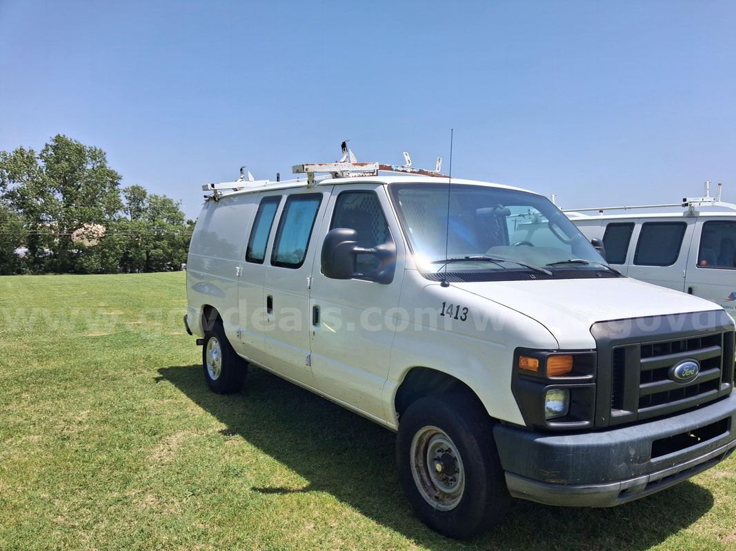 2010 E-250 Ford Van