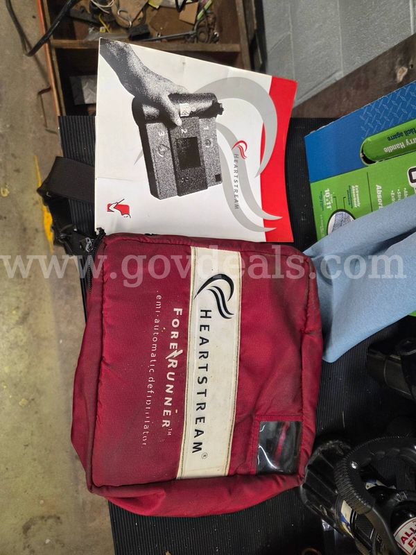 Heartstream Forerunner AED