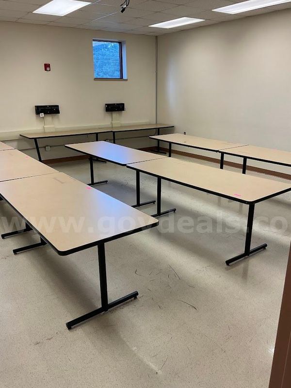 Lot of Classroom Tables & Chairs