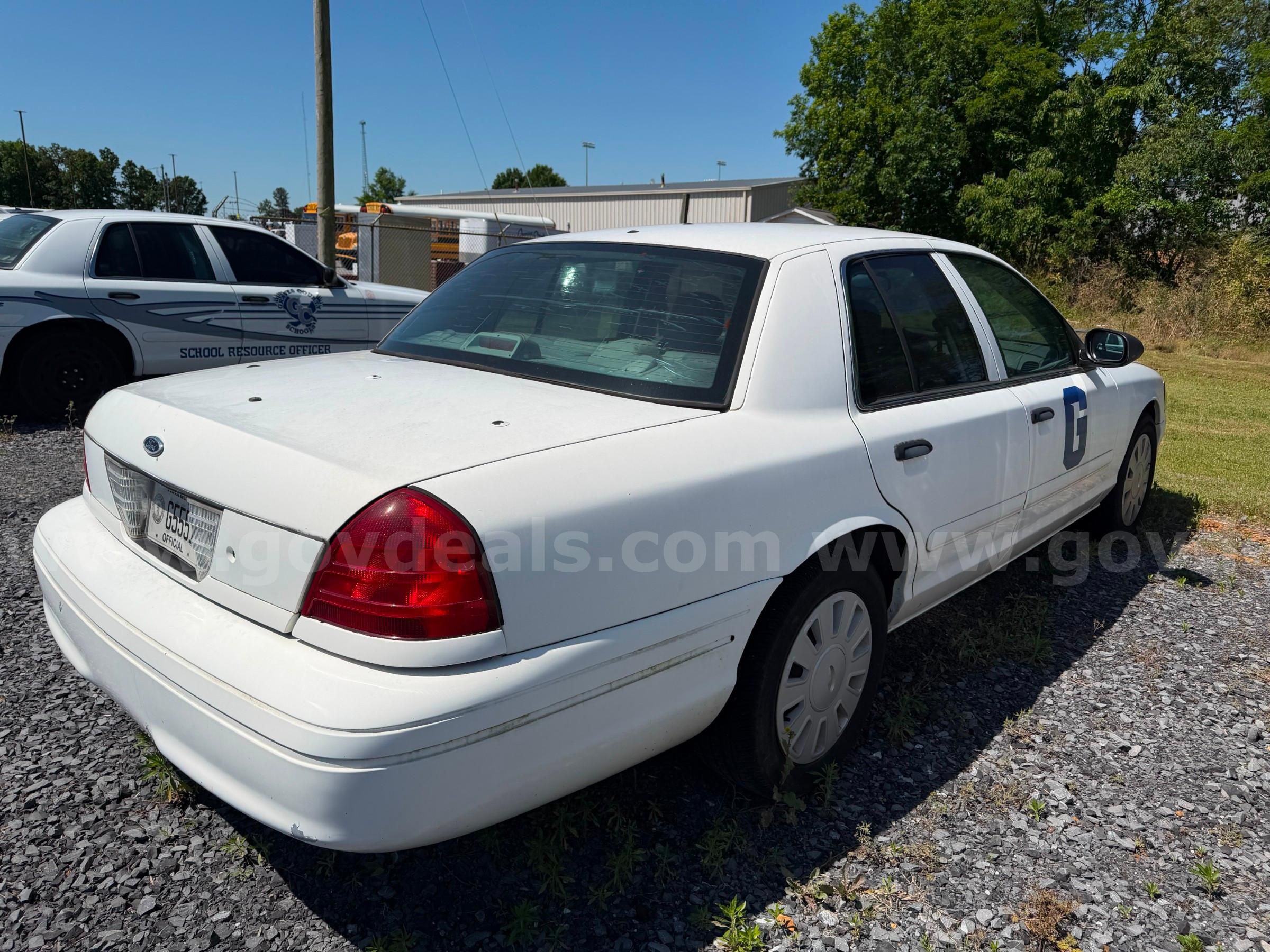 2003 Ford Crown Victoria
